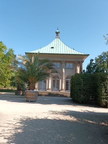 POWIKSZ - Niemcy Minia - Pillnitz - Przewodnik po Poznaniu, wycieczki po Poznaniu, Wielkopolsce, Polsce, Podroznik Poznan, pilot, przewodnicy