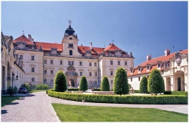 POWIKSZ - Czechy, MORAWY - 4 dni - Przewodnik po Poznaniu, wycieczki po Poznaniu, Wielkopolsce, Polsce, Podroznik Poznan, pilot, przewodnicy