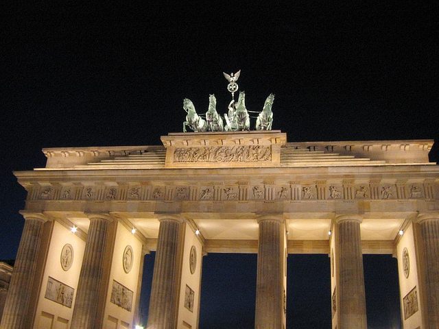 POWIKSZ - Berlin 1 dzie - Przewodnik po Poznaniu, wycieczki po Poznaniu, Wielkopolsce, Polsce, Podroznik Poznan, pilot, przewodnicy