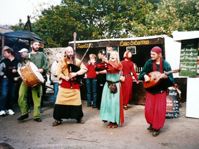 Gry Harzu  - FOTO 7 - Przewodnik po Poznaniu, wycieczki po Poznaniu, Wielkopolsce, Polsce, Podroznik Poznan, pilot, przewodnicy