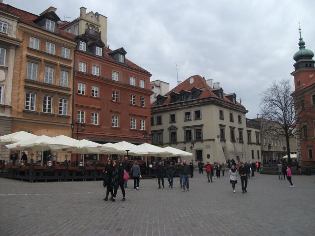Warszawa - Jarmarki  - FOTO 4 - Przewodnik po Poznaniu, wycieczki po Poznaniu, Wielkopolsce, Polsce, Podroznik Poznan, pilot, przewodnicy