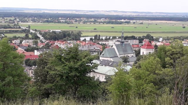 Wyyna Opatowska i Ziemia Sandomierska
5 dni - FOTO 2 - Przewodnik po Poznaniu, wycieczki po Poznaniu, Wielkopolsce, Polsce, Podroznik Poznan, pilot, przewodnicy