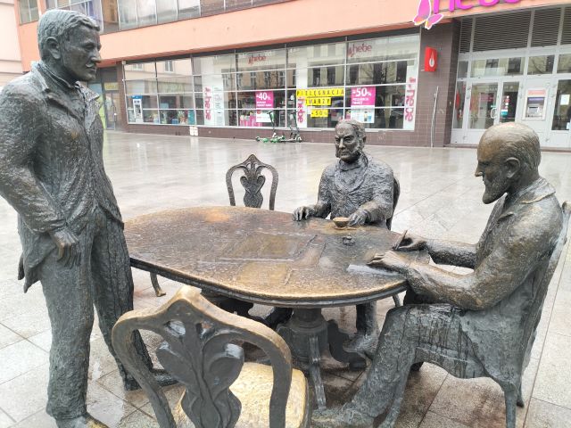 d + Muzeum Kinematografii - FOTO 5 - Przewodnik po Poznaniu, wycieczki po Poznaniu, Wielkopolsce, Polsce, Podroznik Poznan, pilot, przewodnicy