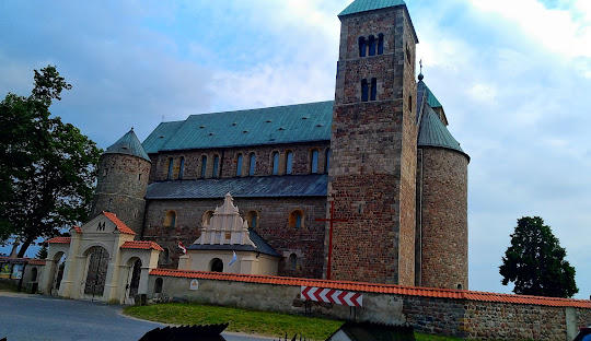 czyca – Tum - Oporw 
 - FOTO 3 - Przewodnik po Poznaniu, wycieczki po Poznaniu, Wielkopolsce, Polsce, Podroznik Poznan, pilot, przewodnicy