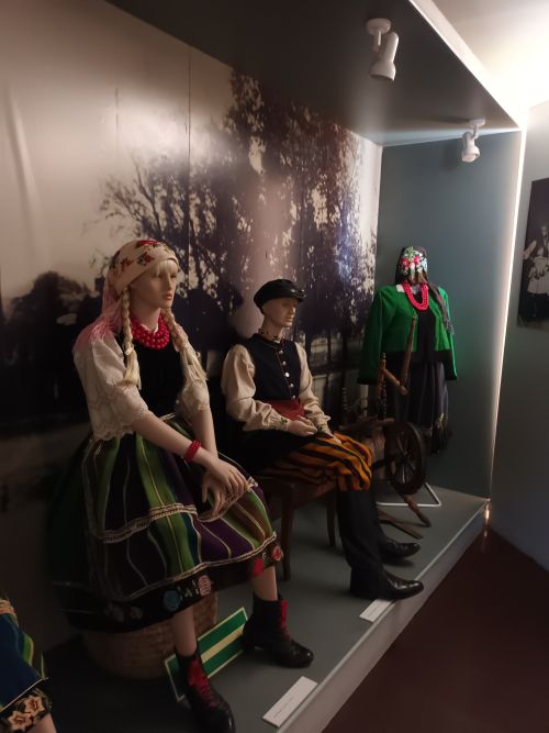 Lipce Reymontowskie – Rogowo – Borysew  - FOTO 2 - Przewodnik po Poznaniu, wycieczki po Poznaniu, Wielkopolsce, Polsce, Podroznik Poznan, pilot, przewodnicy